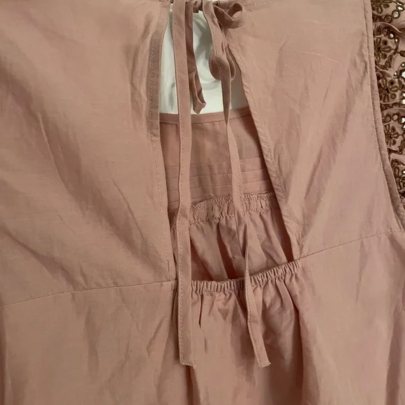 Blush Pink Embroidered Sleeveless Top Size M - Picture 5 of 6